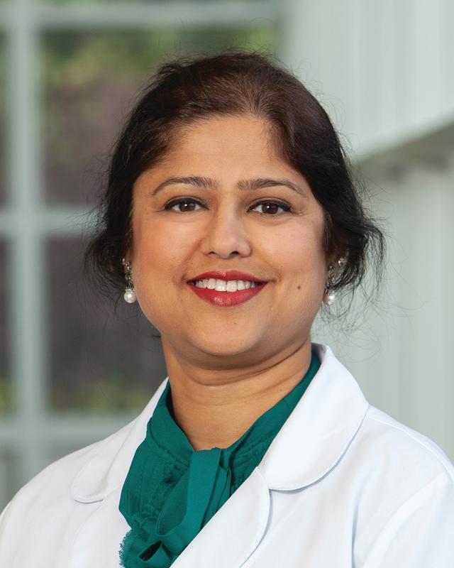 Ruchi Bhatia, MD, Internal Medicine